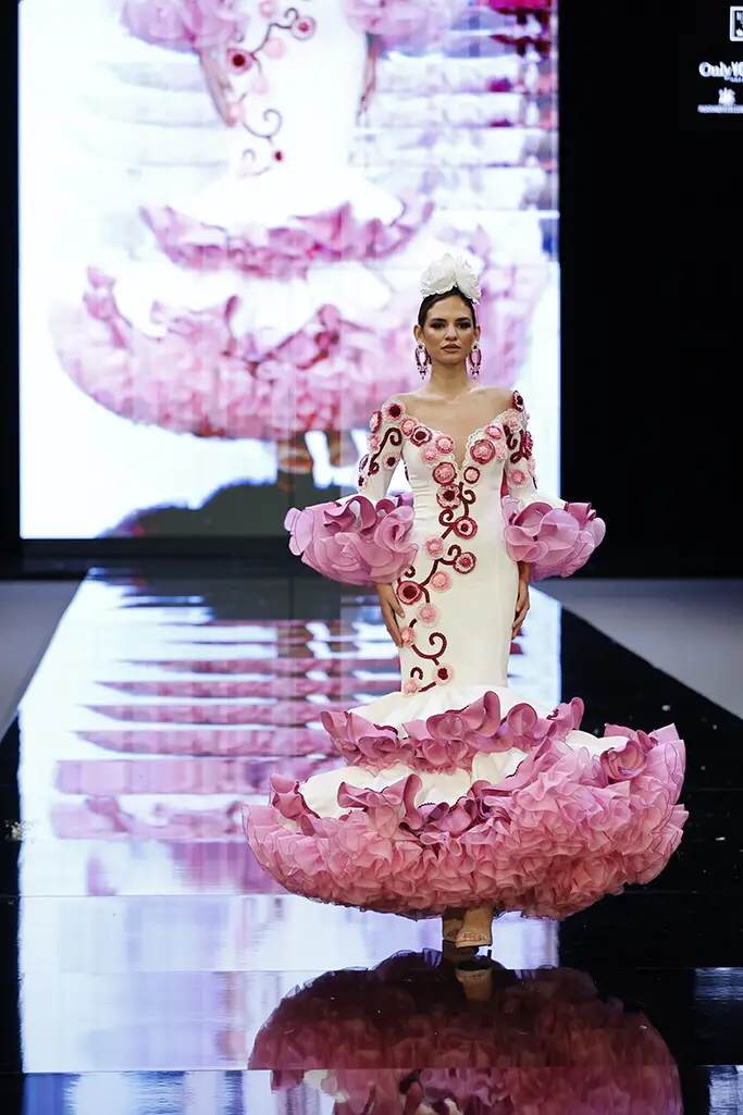 Teressa-Ninu-Coleccion-Miradas-Vestido-Flamenca-Jardin-1