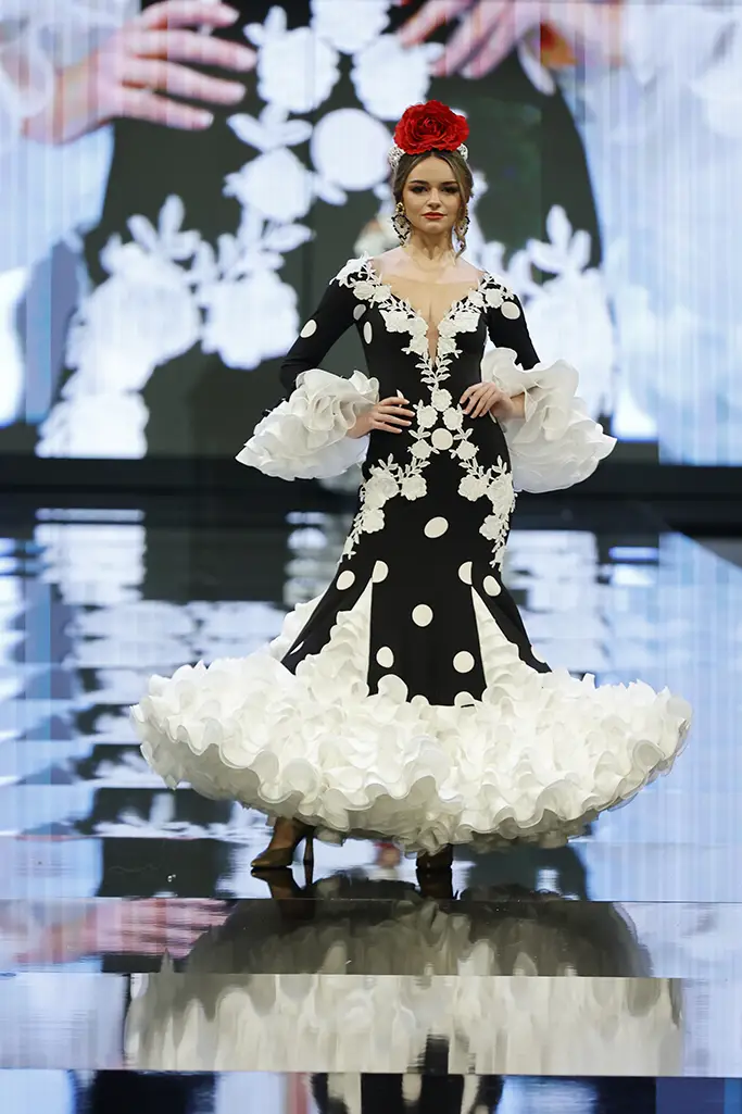 Teressa-Ninu-Coleccion-Miradas-Vestido-Flamenca-Libra-1