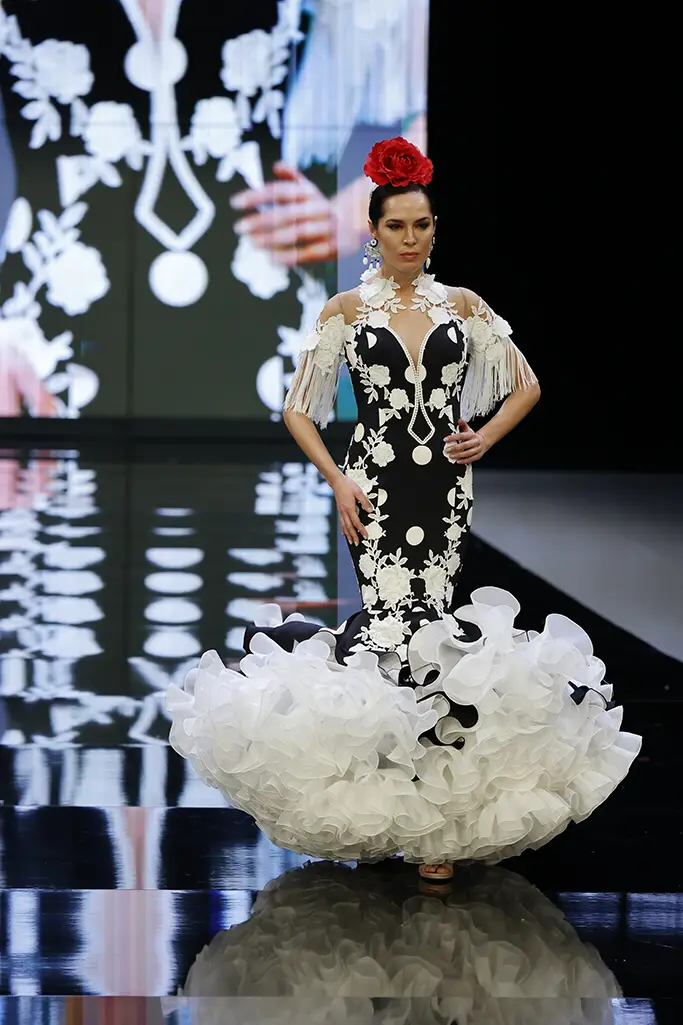 Teressa-Ninu-Coleccion-Miradas-Vestido-Flamenca-Virgo-1